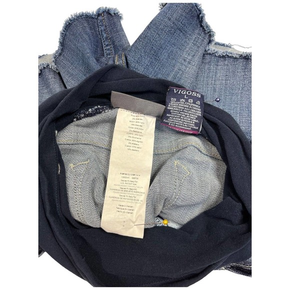 A Pea In The Pod Maternity Vigoss Patchwork Distressed Denim Jean Shorts Blue L - Picture 8 of 9